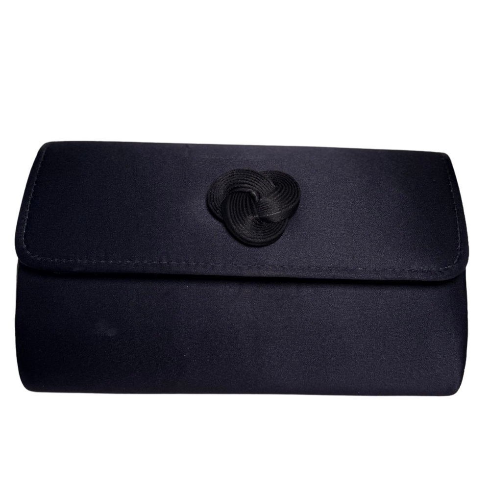 Elegant Navy Clutch with Knot Detail